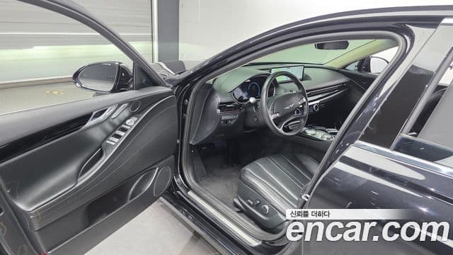 Genesis Electrified G80 2022 — фото 10 из 20