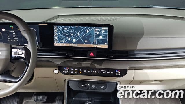 Kia Carnival 2025 — фото 13 из 20