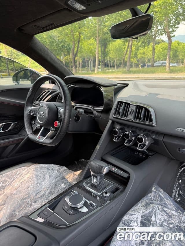 Audi R8 2021 — Photo 16/20