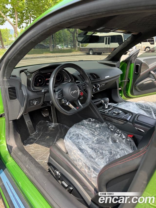 Audi R8 2021 — Photo 17/20