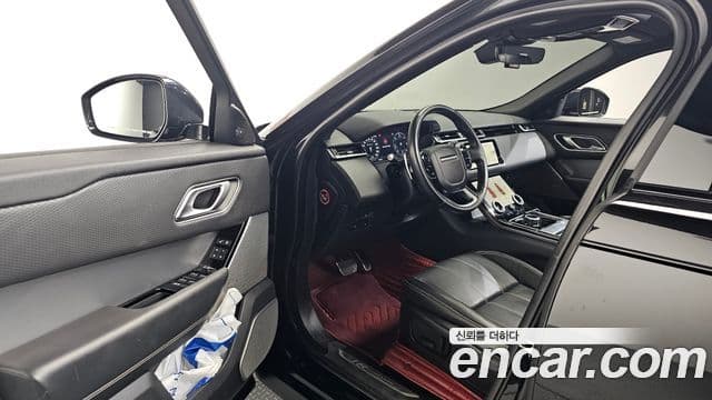 Land Rover Range Rover Velar 2018 — Фото 10/20