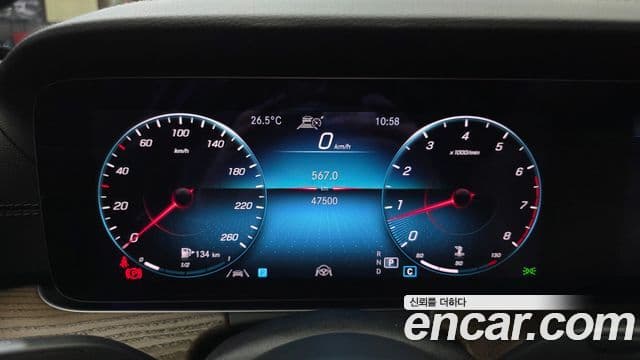Mercedes-Benz E-Class 2021 — фото 8 из 20