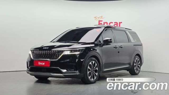Kia Carnival 2022 — фото 1 из 20