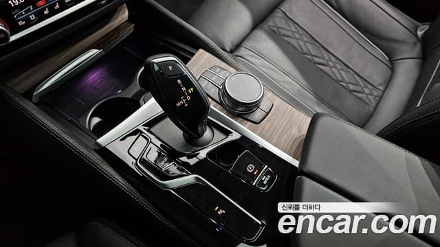 BMW 5 Series 2022 — Фото 9/20