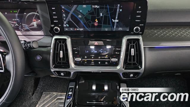 Kia Sorento 2020 — ფოტო 13/20