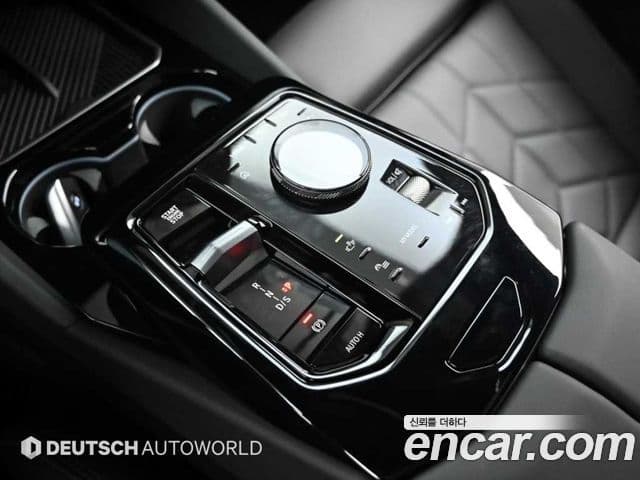BMW 5 Series 2025 — фото 8 из 20