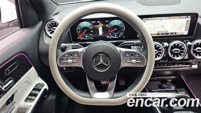 Mercedes-Benz GLA-Class 2020 — фото 12 из 20