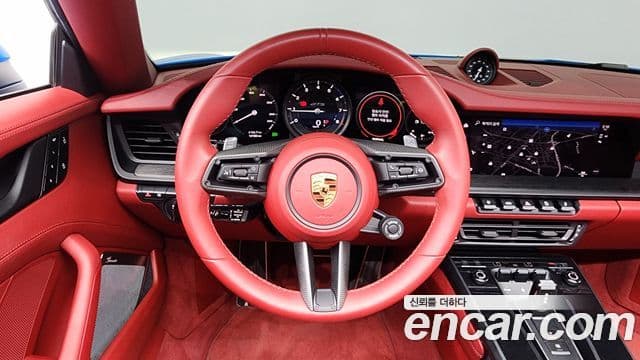 Porsche 911 2023 — фото 12 из 20