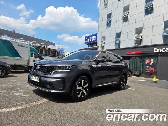 Kia Sorento 2021 — фото 1 из 20