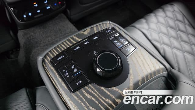 Genesis Electrified G80 2025 — ფოტო 16/20