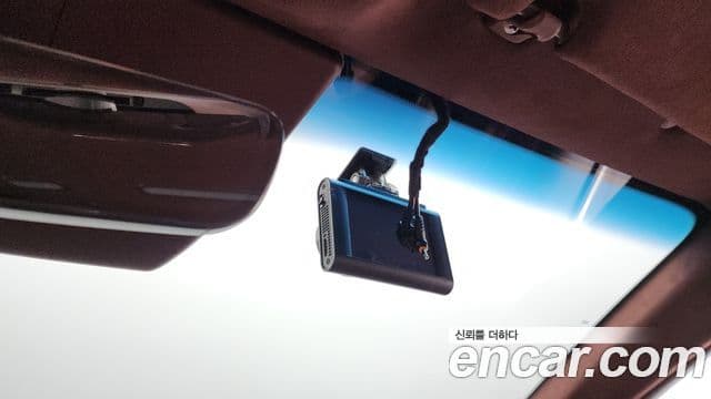 Genesis G90 2022 — Şəkil 19/20