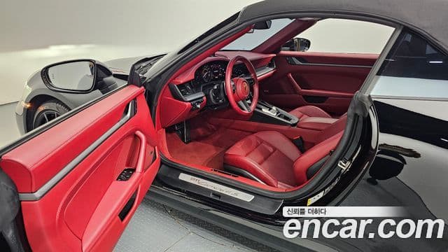 Porsche 911 2022 — Şəkil 10/20