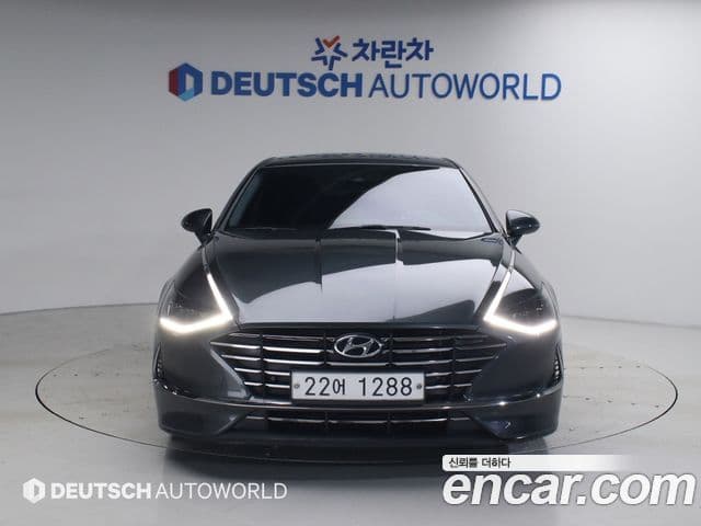 Hyundai Sonata 2019 — Фото 2/20