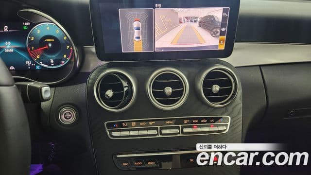 Mercedes-Benz C-Class 2021 — ფოტო 16/20