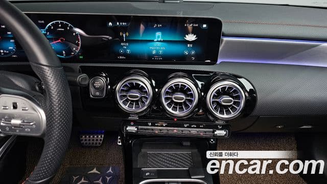 Mercedes-Benz CLA-Class 2020 — Фото 14/20