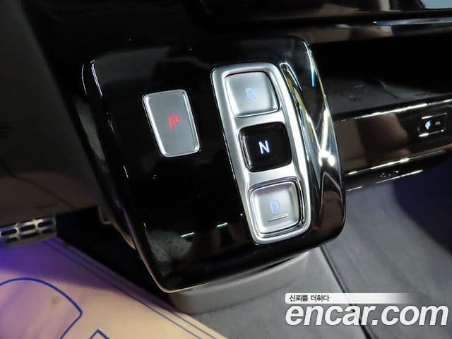 Hyundai Staria 2024 — Şəkil 16/20