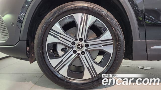 Mercedes-Benz EQA 2025 — ფოტო 10/20