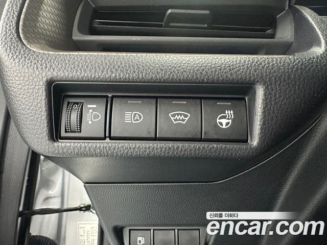 Toyota Prius 2025 — Şəkil 13/19