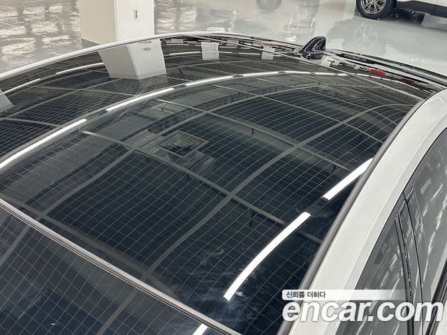Toyota Prius 2025 — Şəkil 18/19