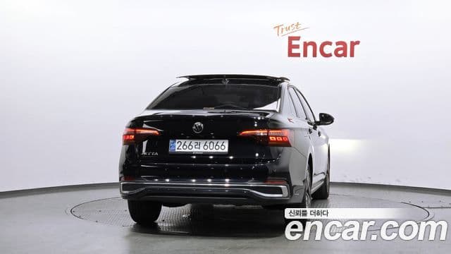 Volkswagen Jetta 2023 — Şəkil 3/20