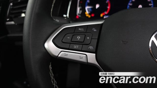 Volkswagen Jetta 2023 — Şəkil 17/20
