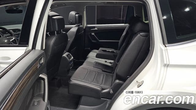 Volkswagen Tiguan Allspace 2022 — ფოტო 11/20