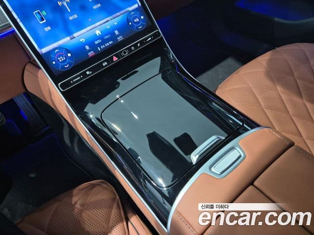 Mercedes-Benz S-Class 2025 — ფოტო 15/20