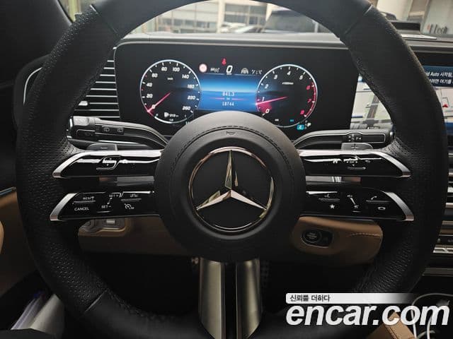 Mercedes-Benz GLS-Class 2025 — фото 5 из 15