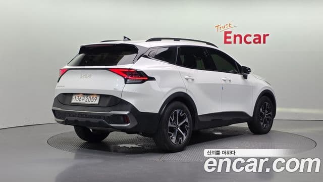 Kia Sportage 2021 — фото 2 из 20