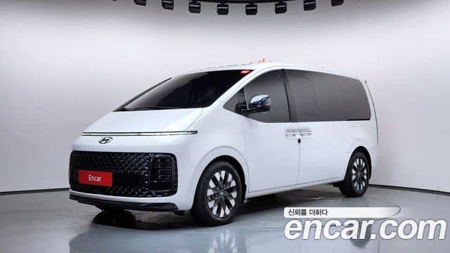 Hyundai Staria, 2022
