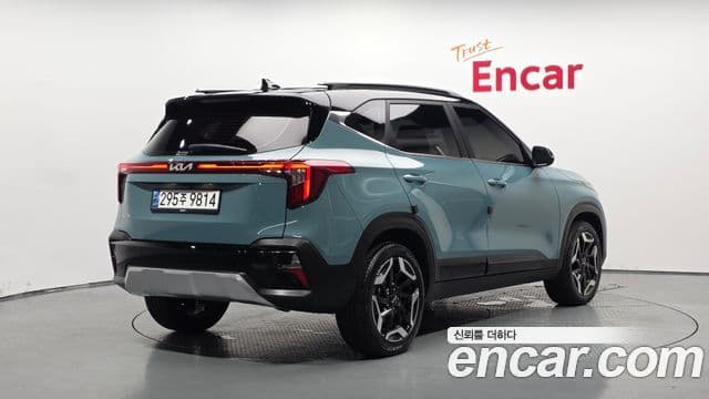 Kia Seltos 2025 — ფოტო 2/20