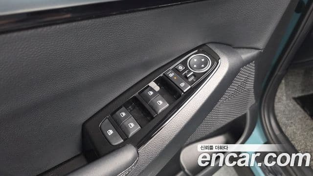 Kia Seltos 2025 — Photo 28/31