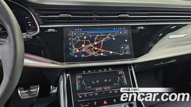 Audi Q7 2022 — фото 14 из 20
