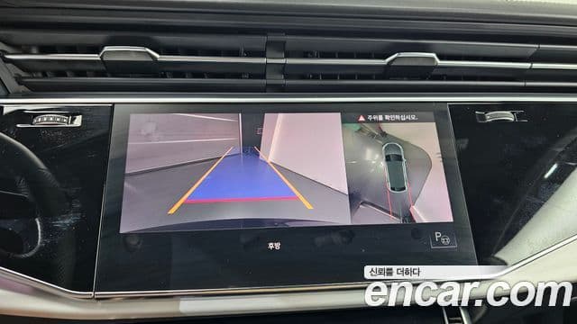Audi Q7 2022 — ფოტო 15/20