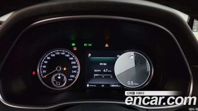Genesis GV80 2020 — ფოტო 8/20