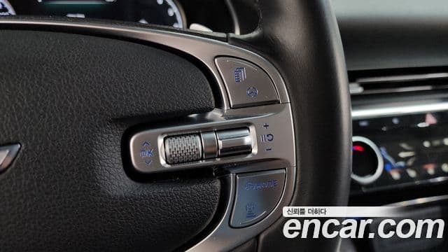 Genesis GV80 2020 — ფოტო 15/20