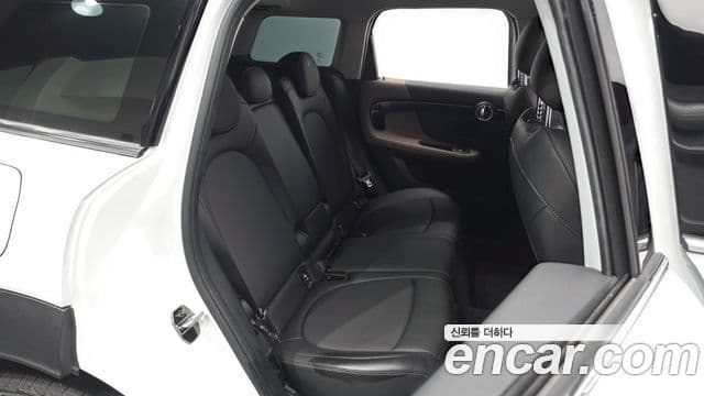 Mini Cooper Countryman 2020 — фото 11 из 20
