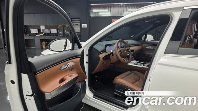 Genesis GV70 2024 — фото 10 из 20
