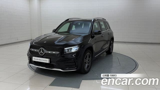 Mercedes-Benz GLB-Class 2025 — фото 10 из 20