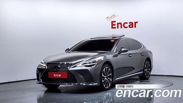 Lexus LS500h 2023 — Şəkil 1/20
