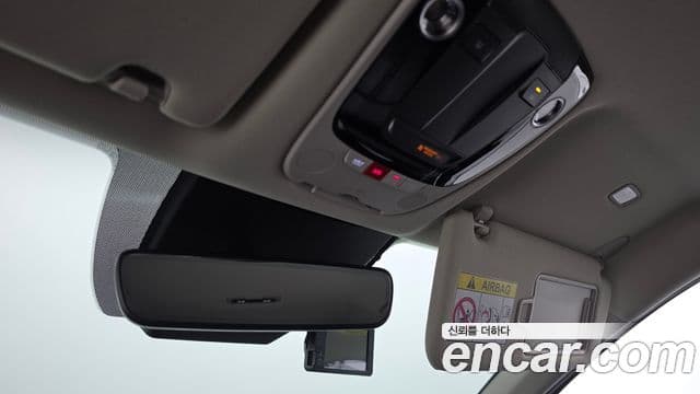 Kia K5 2022 — ფოტო 33/35