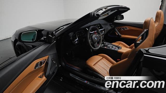 BMW Z4 2024 — фото 10 из 20