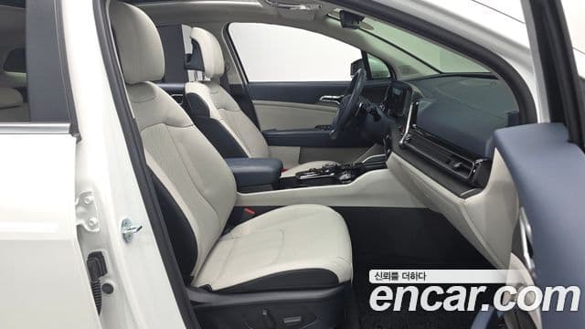 Kia Sportage 2022 — Фото 11/20