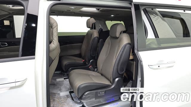 Kia Carnival 2026 — Фото 11/20