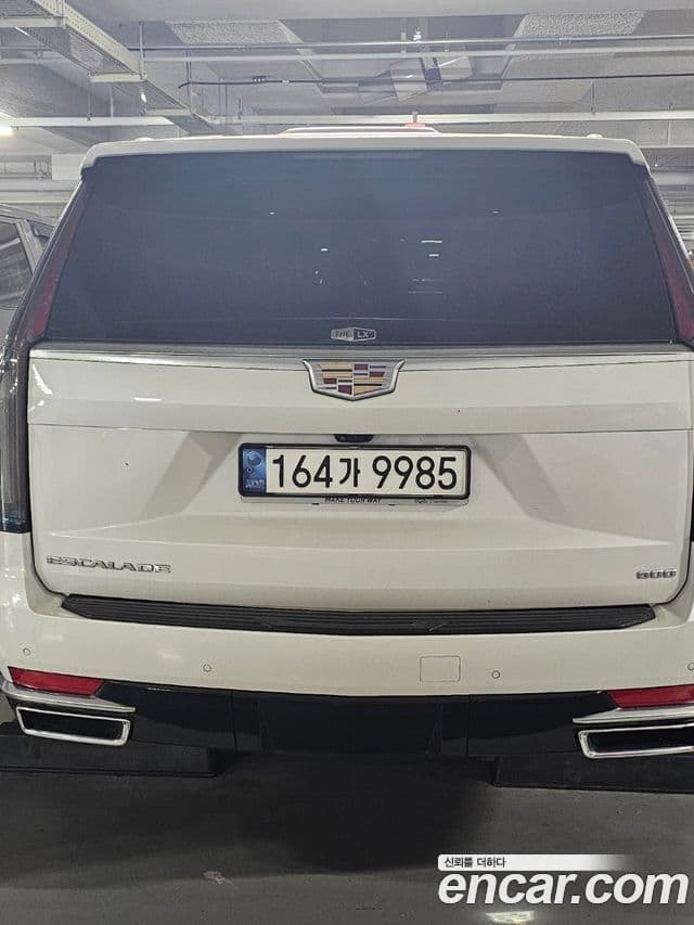 Cadillac Escalade 2022 — фото 3 из 10