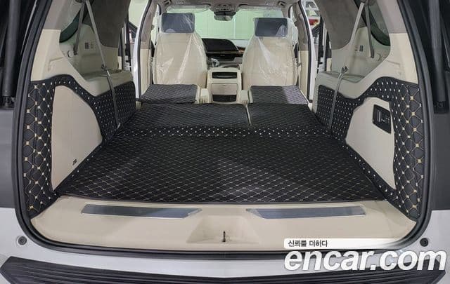 Cadillac Escalade 2022 — фото 8 из 10
