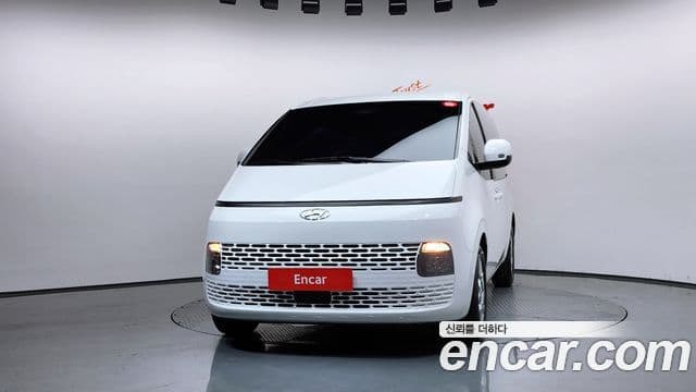 Hyundai Staria 2023 — фото 3 из 20