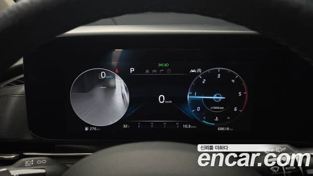Kia Carnival 2022 — фото 8 из 20