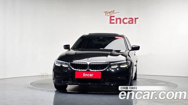 BMW 3 Series 2022 — фото 3 из 20
