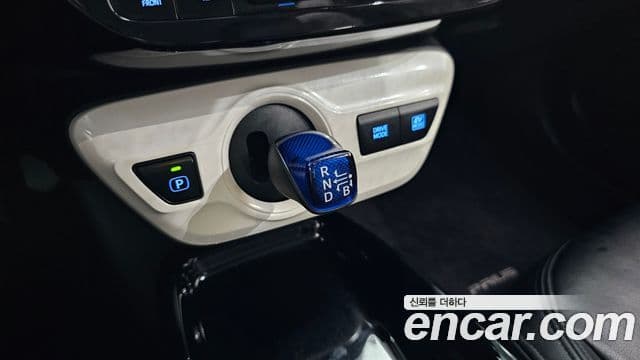 Toyota Prius 2018 — Photo 4/20
